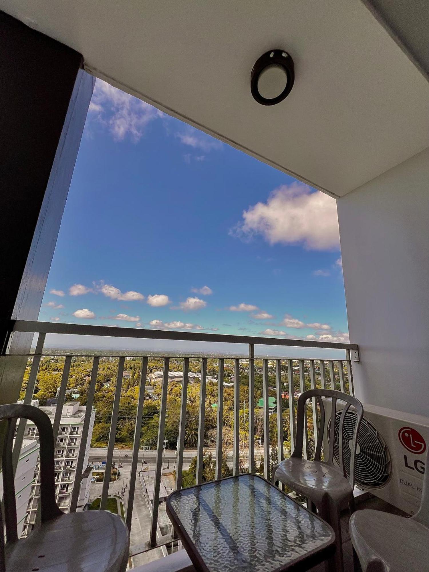 The Pallet House, Wind Residences Tagaytay Tagaytay City Ngoại thất bức ảnh